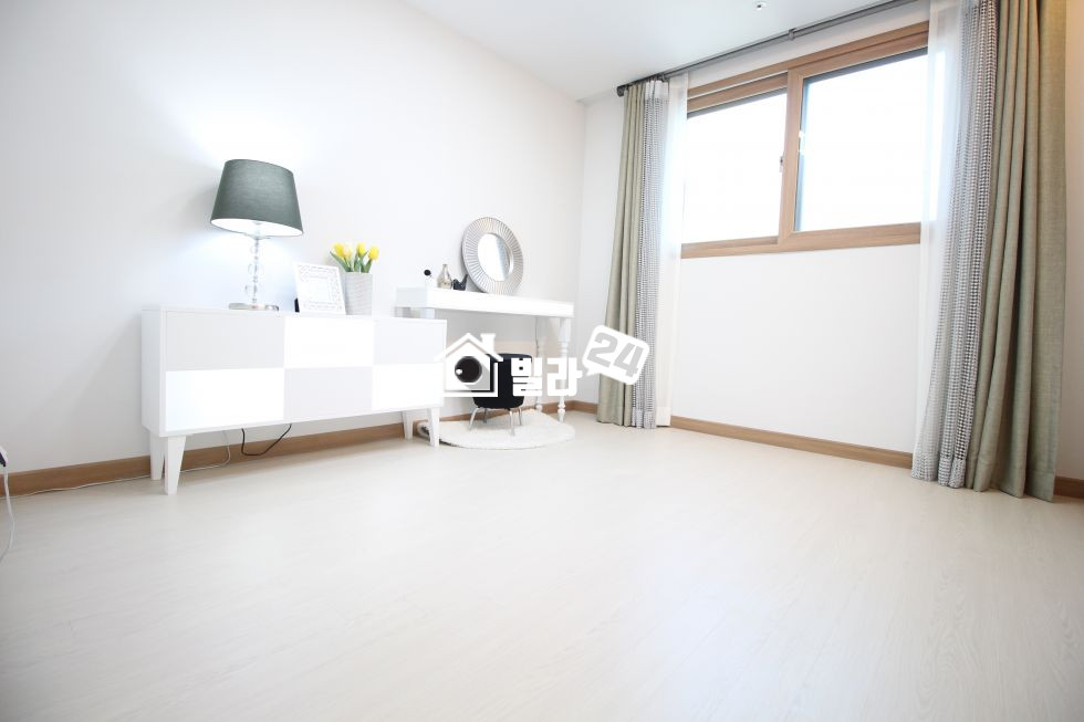 서울 강남구 논현동 ◐투자/거주 OK~!! ◑ **7호선 논현역 도보5-6분** 구조 정~말 좋은 2룸 ▶▷ 반응 최고 좋은 곳!!! 분양 매물번호 32708 사진 5
