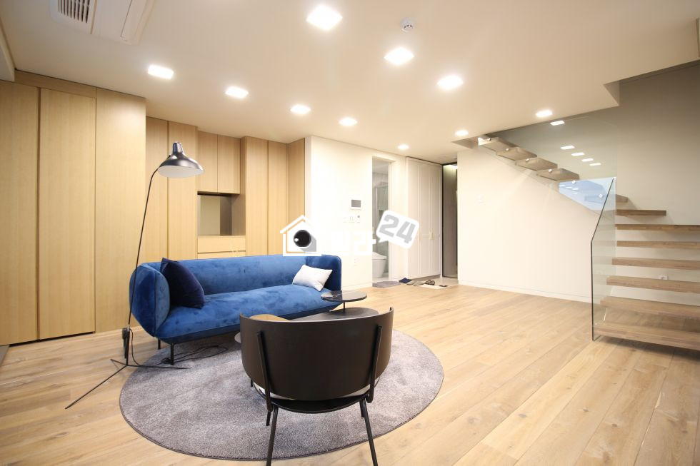 서울 강남구 청담동 ❥❥청담동 럭셔리 복층❥❥ 고층의 탁 트인 전망, 넓은 거실과 주방공간, 최고급 자재 인테리어♛ **강남구청역세권에 최강학군까지!!** 분양 매물번호 33043 사진 4