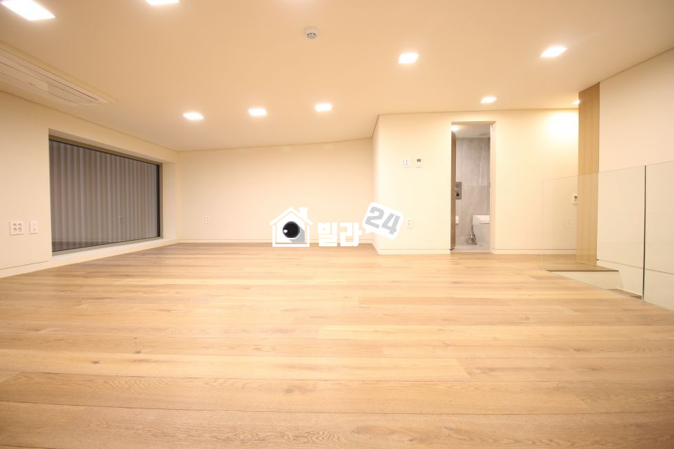 서울 강남구 청담동 ❥❥청담동 럭셔리 복층❥❥ 고층의 탁 트인 전망, 넓은 거실과 주방공간, 최고급 자재 인테리어♛ **강남구청역세권에 최강학군까지!!** 분양 매물번호 33043 사진 8