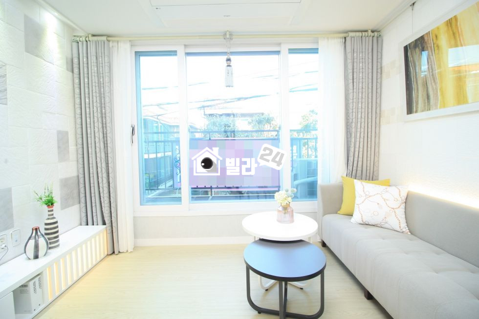 서울 강남구 일원동 ◈◈ 일원동!!! 더블 역세권!!! ◈◈ 신혼부부♡ 강력추천 드려요!!!!! ✨ 아늑한 집 ✨ 쓰리룸 보러오셔요~~✿ 역세권에 구조도 좋은 곳이에요~~✿ 분양 매물번호 33207 사진 1