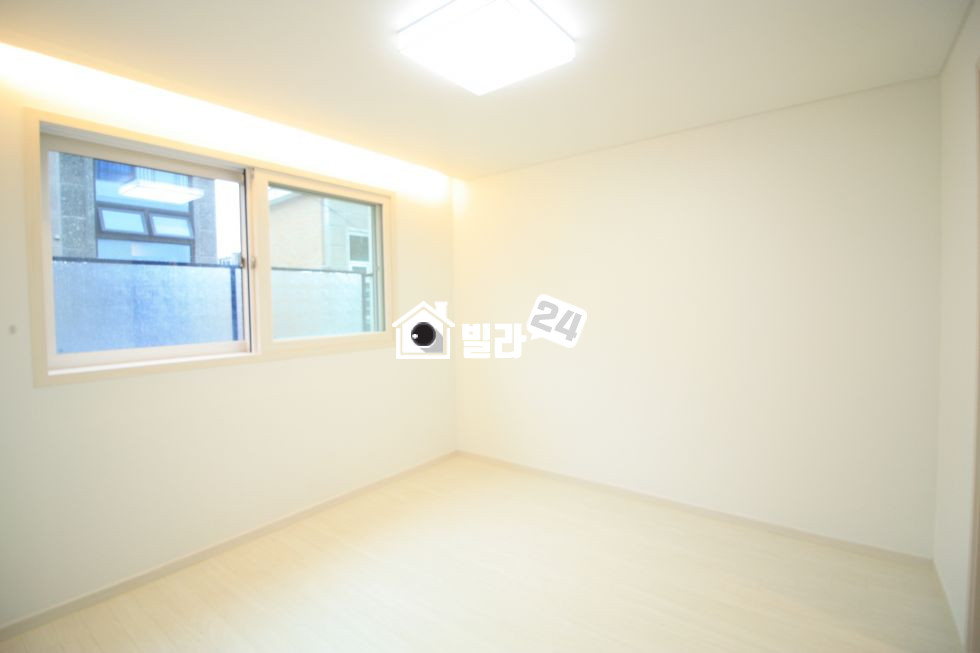 서울 관악구 남현동 ✪✪ 사당역 역세권!! 위치대박!!! ✪✪ 구조너무좋은집~~!!! 분양 80% 이상되고있어요~~!!! 한번뿐인 기회 ☜☜ 살기좋은더블역세권~~~!!!!! 볼수록 매력만점인 곳이에요~~!!!!! 분양 매물번호 33163 사진 4