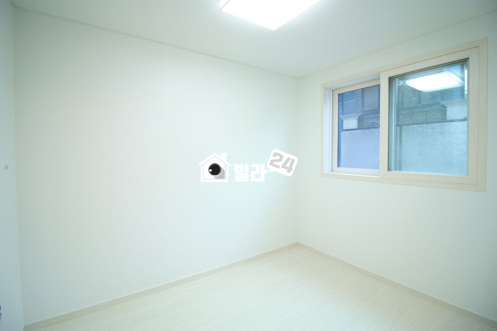 서울 관악구 남현동 ✪✪ 사당역 역세권!! 위치대박!!! ✪✪ 구조너무좋은집~~!!! 분양 80% 이상되고있어요~~!!! 한번뿐인 기회 ☜☜ 살기좋은더블역세권~~~!!!!! 볼수록 매력만점인 곳이에요~~!!!!! 분양 매물번호 33163 사진 5