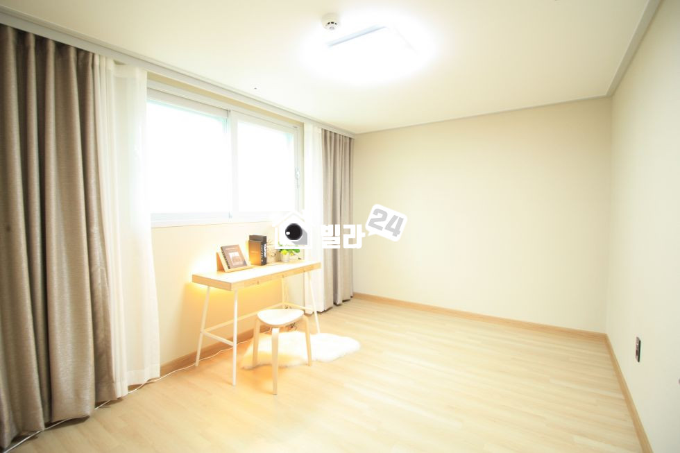 서울 영등포구 영등포동 ✪✪ 영등포역!!! 대박현장!!! ✪✪ 가격대도 너무 좋아요~~!!! 활용도 높은 다용도실 공간~~~!!!! ☻ 역시 ☻ 실용적이기 까지해요~~~♥♥♥ 분양 매물번호 33789 사진 4