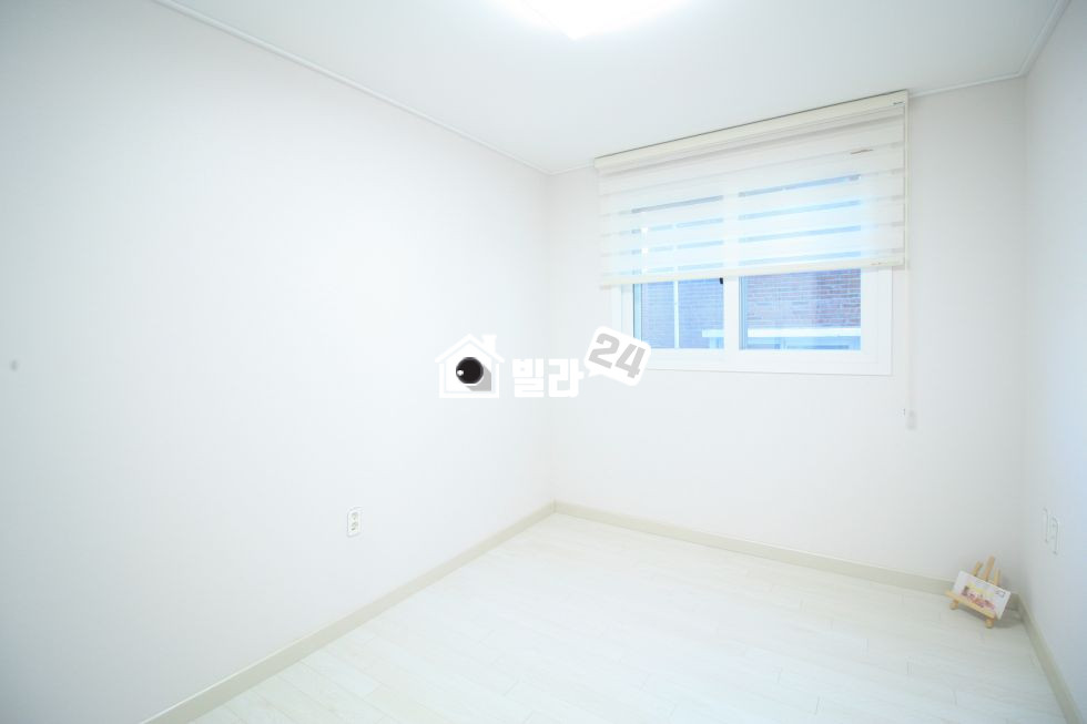 서울 도봉구 쌍문동 ●● 쌍문역 역세권!!! 대박현장!!! ●● 주방이 넓어요~~!!!! ✨✨ 감각적인 인테리어 ✨✨ 초,중,고등학교도 가까워서 너무 훌륭한 위치에요~~!!!! 보기드문 현장~~~!!!!! 성황리 분양중입니다~~~!!!!!!! 분양 매물번호 33477 사진 6