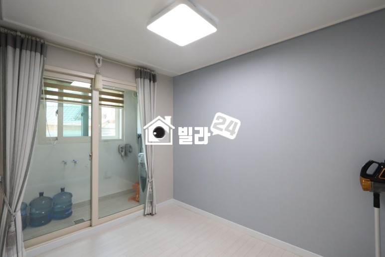 서울 광진구 중곡동 ★넓고 깔끔한 3룸 찾으면 바로여기!!★ 각방 사이즈 너무넓고 좋아요!! 분양 매물번호 34554 사진 4