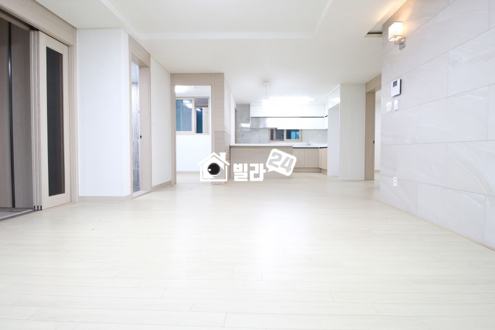 경기 시흥시 대야동 ▶ 시흥시 시원한 구조 4룸 ◀ 주변 영화관 학군 / 공원 인접 분양 매물번호 30389 사진 2