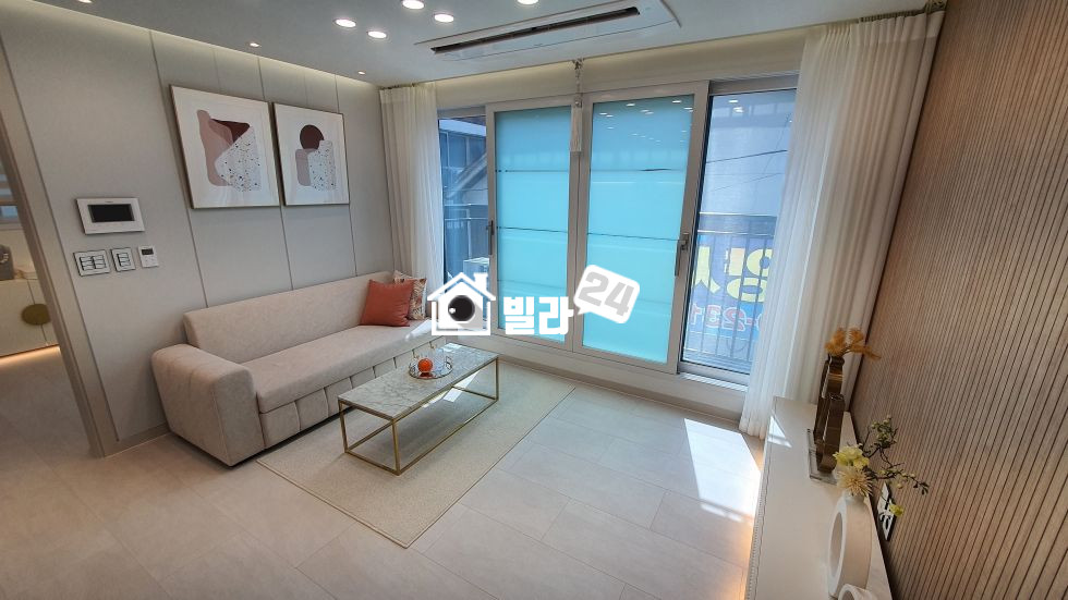 서울 마포구 망원동 ★★마포구청역 도보 5분★★구조좋은 3룸 찾으면 이집이예요!! 주차장도 완비되있습니다~♥ 분양 매물번호 35142 사진 1