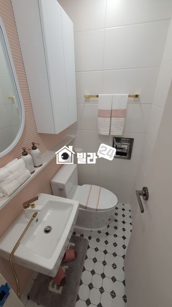 서울 마포구 망원동 ★★마포구청역 도보 5분★★구조좋은 3룸 찾으면 이집이예요!! 주차장도 완비되있습니다~♥ 분양 매물번호 35142 사진 11