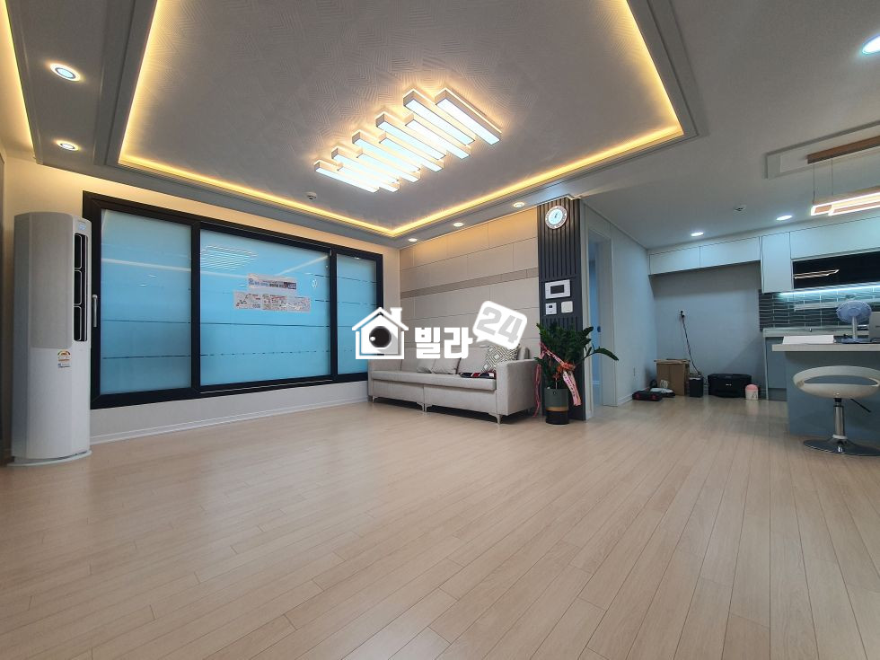 서울 금천구 가산동 서울권 출퇴근 제일 편한지역~~♥ 아파트 처럼 엄~~청 큰 빌라 구경가시죠~ 분양 매물번호 34581 사진 1
