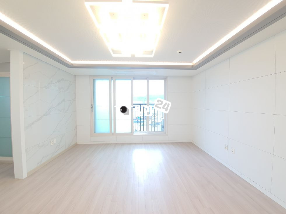 서울 종로구 명륜4가 명륜4가 ★ 편의시설 교통편 좋은 3룸 !!!! 넓게 넓게 아주 잘빠졌습니다 분양 매물번호 32529 사진 1