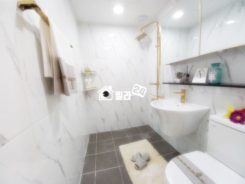 서울 금천구 독산동 ◆ 구로디지털단지역세권~ 투룸/쓰리룸/복층 !! 주방 너무 이쁜 집~ 고급스런 럭셔리!! 분양 매물번호 34969 사진 8