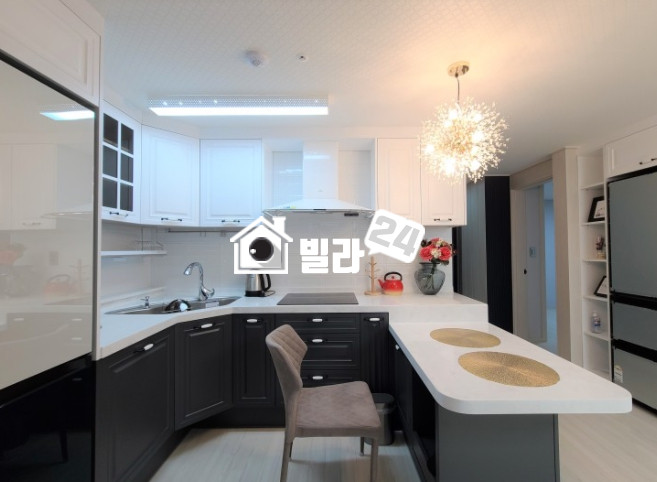 서울 서초구 서초동 ♥서초동 귀한 복층 잔여1세대 / 방5개에 화장실3 /대가족 추천 / 남부터미널역 도보가능 !♥ 분양 매물번호 34917 사진 2