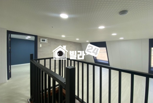 서울 서초구 서초동 ♥서초동 귀한 복층 잔여1세대 / 방5개에 화장실3 /대가족 추천 / 남부터미널역 도보가능 !♥ 분양 매물번호 34917 사진 8