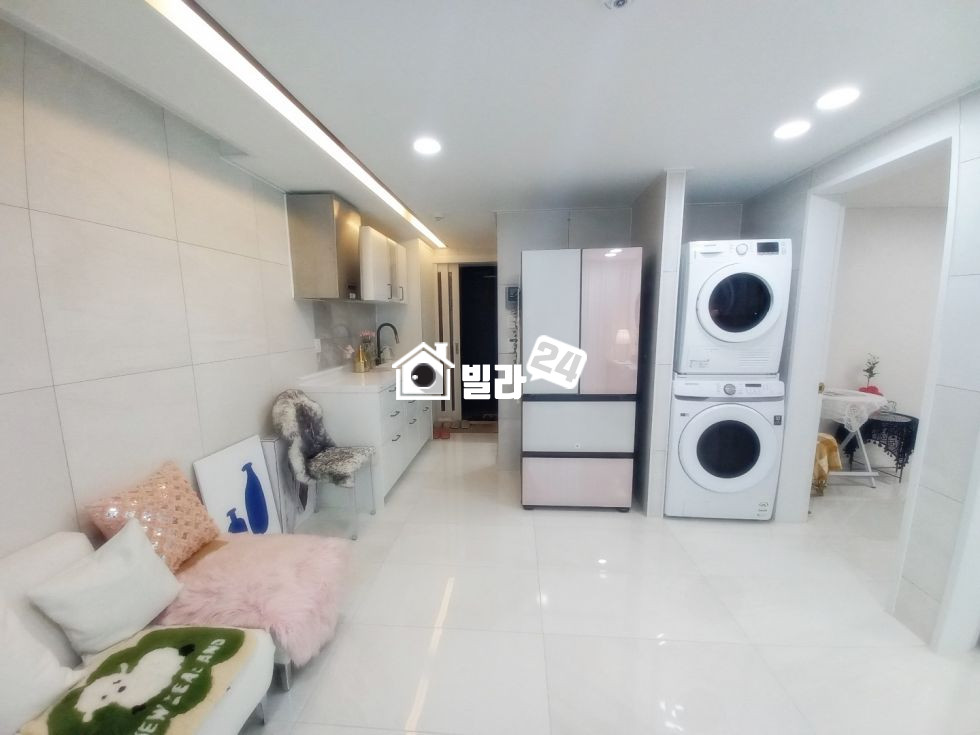 서울 동작구 사당동 ★ 사당역 초역세권 / 투룸 풀옵션 / 깔끔하면서도 고급스럼 / 전세가능 ♥ 분양 매물번호 34910 사진 4