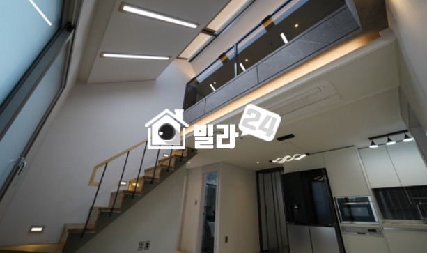 서울 서초구 방배동 ◆ 방배동최고 복층!! TV에 방영된 집!! 복층 /쓰리룸 / 투룸까지 / 초등학교앞 ◆ 분양 매물번호 34914 사진 7