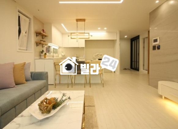 서울 광진구 중곡동 ◈ 중곡역 초역세권 / 중곡동에서 가장 럭셔리 , 이쁜 집 / 풀옵션 쓰리룸 / 투룸도 있어요~~!! 분양 매물번호 34897 사진 4